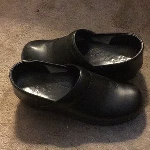 Dansko Black Leather Clogs size 39